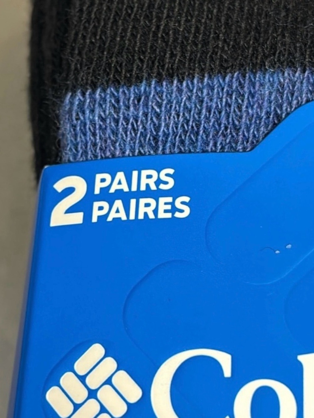 New Columbia Socks Men’s 2 Pairs Blue & Black Wool Blend Crew Socks Casual - Picture 8 of 13